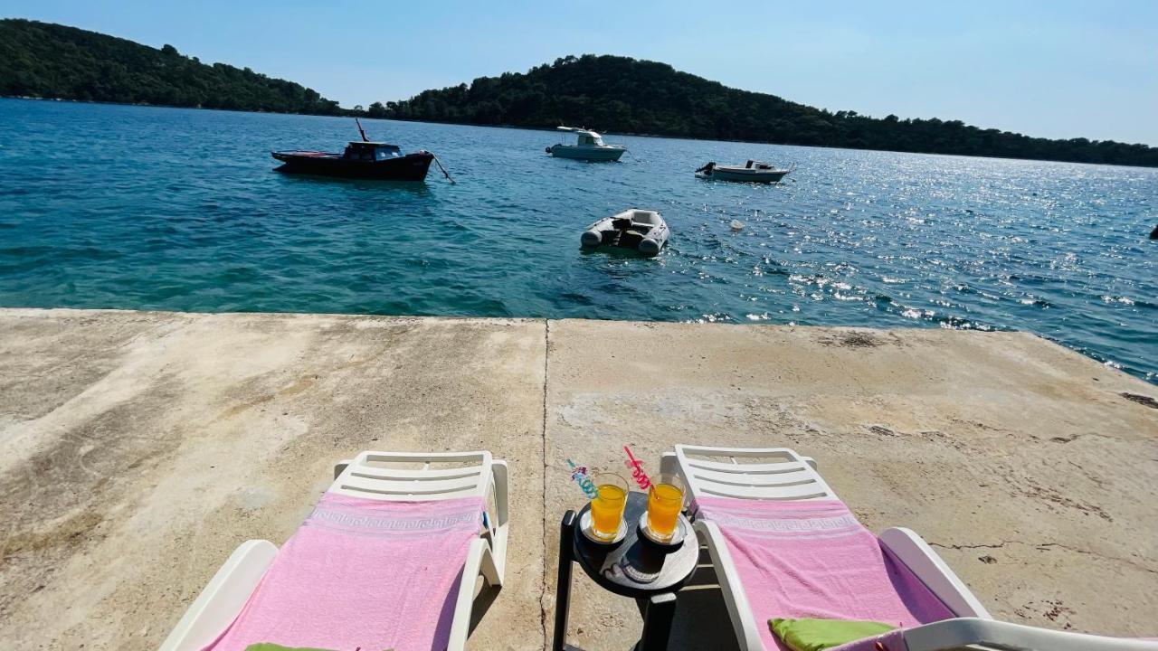 פריזבה Lovely Apartments On The Private Beach - Island Korcula מראה חיצוני תמונה