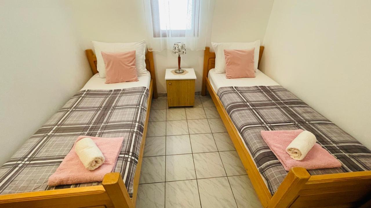 פריזבה Lovely Apartments On The Private Beach - Island Korcula מראה חיצוני תמונה